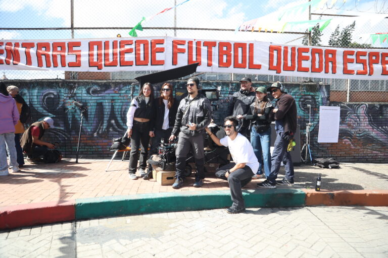 Detrás de “Hilos del Barrio”: así se tejió la historia que retrata la transformación de los entornos escolares de Bogotá