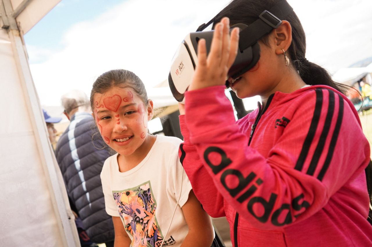 photo_5174726892471389069_y