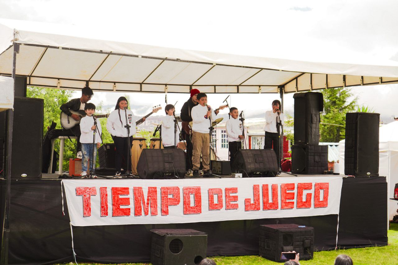 photo_5174726892471389073_y