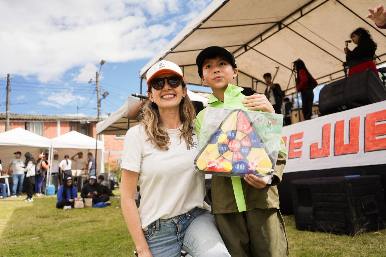 photo_5174726892471389078_y