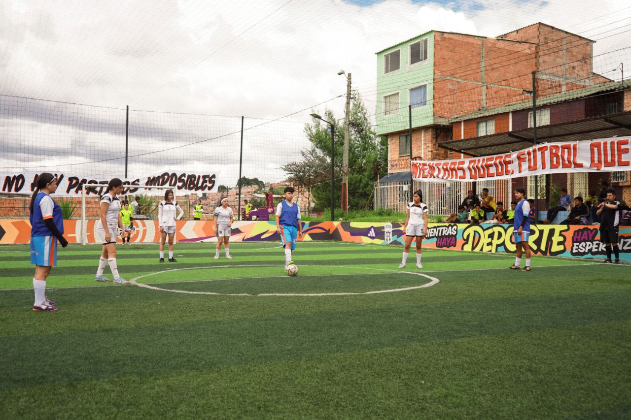 photo_5174726892471389082_y